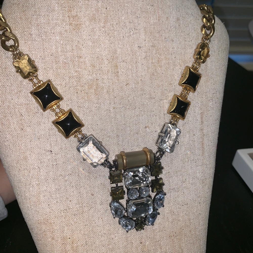 Stella and Dot Phoenix necklace